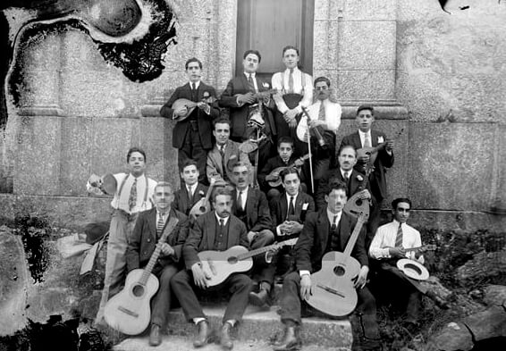 Group of musicians, Guimarães, 1930s.