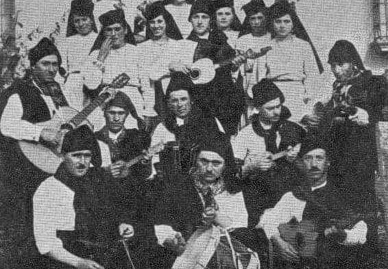 Folk Group from Estarreja, Águeda, 1940.